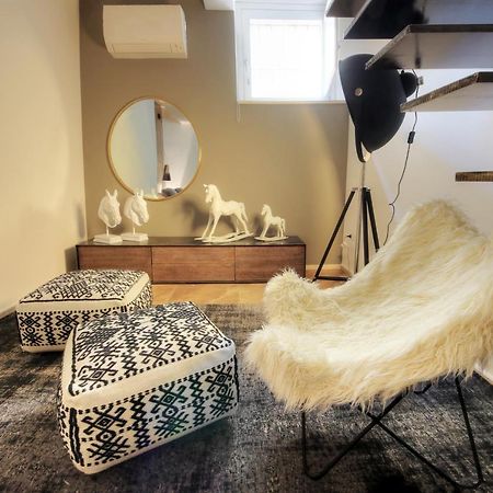 Urban Central Suites Каляри Екстериор снимка